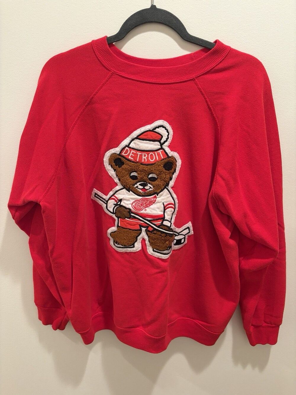 Vtg Detroit Red Wings NHL Hockey Bear Sweatshirt Lee Hanes Women’s Sz XL USA